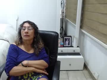 Yessilatin October 19, 2025 Chaturbate stream image