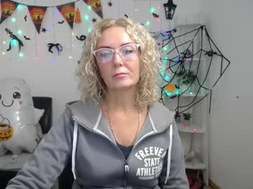 Emmapark738567 October 19, 2025 Chaturbate stream image
