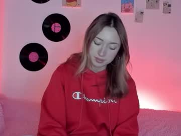 Sophie_Collins13 October 19, 2025 Chaturbate stream image