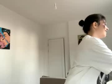 Tialenyard October 19, 2025 Chaturbate stream image