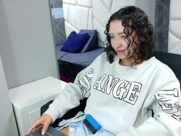 Pettymoon October 19, 2025 Chaturbate stream image