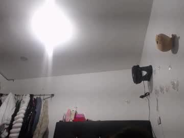2moons_Full_Of_Love October 19, 2025 Chaturbate stream image