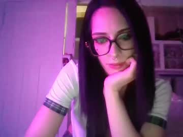 Angel32973297 October 19, 2025 Chaturbate stream image