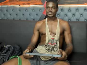 Terranze_Z October 19, 2025 Chaturbate stream image