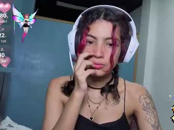 Helia_N_Amy October 20, 2025 Chaturbate stream image
