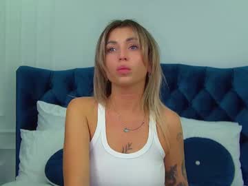 Emelylawrences October 20, 2025 Chaturbate stream image