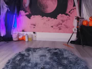 Mollyflwers stream photo from October 20, 2025