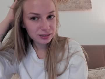 Magic_Couple13 October 21, 2025 Chaturbate stream image