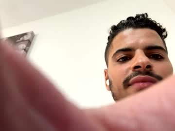 Waveyyguyy October 21, 2025 Chaturbate stream image