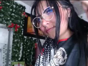 Myomi_Nix stream photo from October 22, 2025