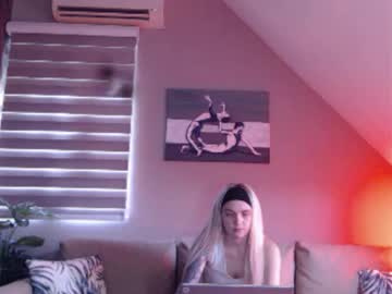 Dreamcatcherfantasy October 22, 2025 Chaturbate stream image