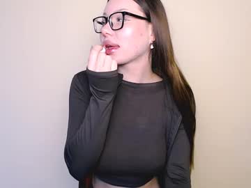 Maxi_Sweetheart October 22, 2025 Chaturbate stream image