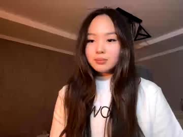 Winterluchini October 22, 2025 Chaturbate stream image