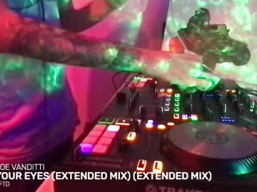 Alien8720 October 22, 2025 Chaturbate stream image