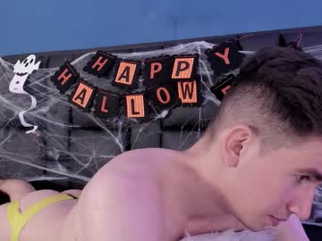 Mikaelslow October 23, 2025 Chaturbate stream image