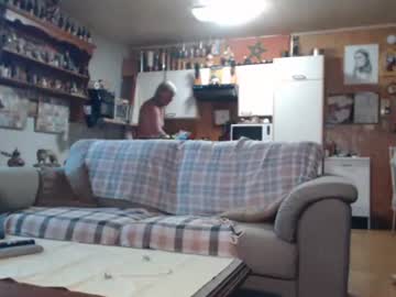Lovetobenaked10 October 23, 2025 Chaturbate stream image