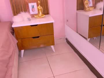 Foxyy_Roxy October 23, 2025 Chaturbate stream image