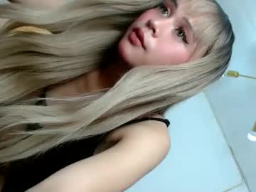 Queena10 October 23, 2025 Chaturbate stream image