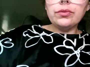 Sluttyv818 October 23, 2025 Chaturbate stream image