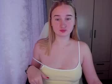 Kitten_Sun October 24, 2025 Chaturbate stream image