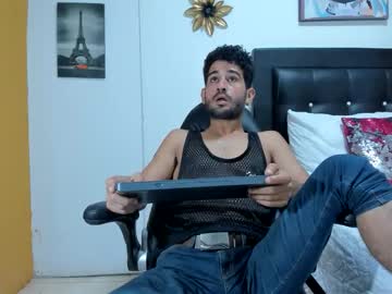 Axell_Aroon_22 October 25, 2025 Chaturbate stream image