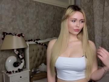 Crumble_Caramel October 25, 2025 Chaturbate stream image
