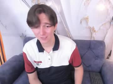 Aaron_Latinmen October 25, 2025 Chaturbate stream image
