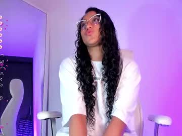 Soyjuliana19 stream photo from October 27, 2025