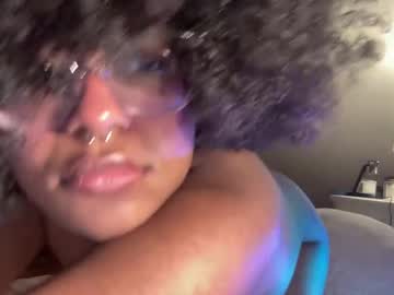 Plushicore October 27, 2025 Chaturbate stream image