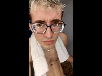 Jhosuamoore stream photo from October 27, 2025