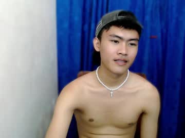 Holy_Fucker21 October 27, 2025 Chaturbate stream image