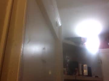 Lapuzzycat201923 October 28, 2025 Chaturbate stream image