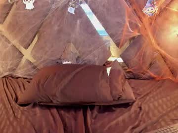 Kiara_Velvet__ October 28, 2025 Chaturbate stream image