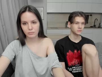 Yourher0in stream photo from October 28, 2025