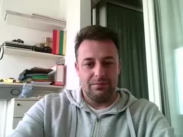 Esibizionista_91 stream photo from October 29, 2025