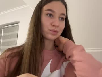 Emberfamn October 30, 2025 Chaturbate stream image