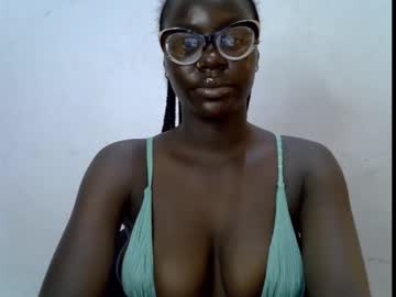 Black_Petitqueen12 October 30, 2025 Chaturbate stream image