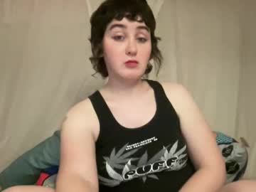Evermoore_24 October 30, 2025 Chaturbate stream image