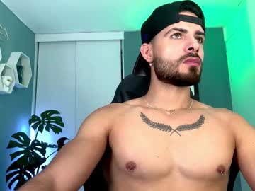 Maxtowers October 31, 2025 Chaturbate stream image