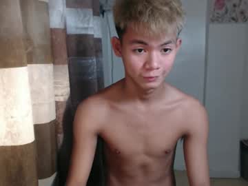 Urhotpinoy_Izaac October 31, 2025 Chaturbate stream image
