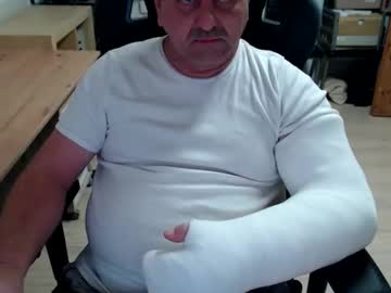 Yoschi1976 October 31, 2025 Chaturbate stream image
