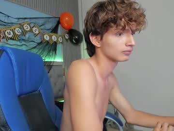 Nicolasferrer18 October 31, 2025 Chaturbate stream image
