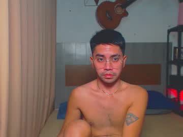 Urasianversahunkxx October 31, 2025 Chaturbate stream image