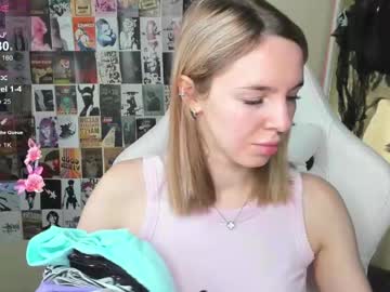 Mollydevonn November 01, 2025 Chaturbate stream image