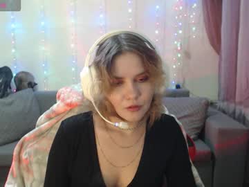 Violetglains November 01, 2025 Chaturbate stream image