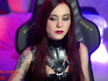 Nelle_ November 01, 2025 Chaturbate stream image