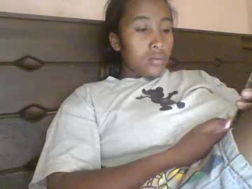 Clarah0123 November 01, 2025 Chaturbate stream image