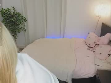 Lolacoco18 November 01, 2025 Chaturbate stream image