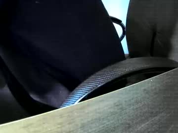 Hpeter111 November 01, 2025 Chaturbate stream image