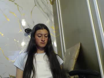 Caritoluna_ November 02, 2025 Chaturbate stream image